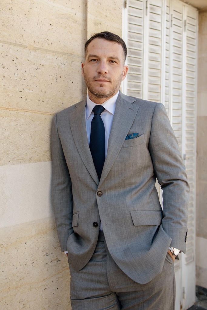 Gris — homme — 1