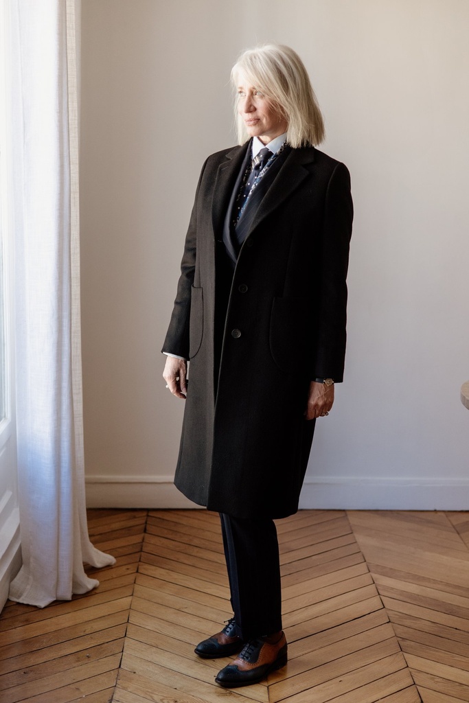 Manteau noir — femme — 2